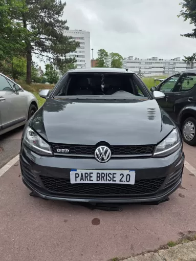Remplacement de pare-brise d'une Volkswagen GTD à Amiens-Nord par PARE BRISE 2.0, Amiens, PARE BRISE 2.0