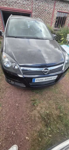 Rénovation optique réussie sur une Opel Astra à Amiens, Amiens, PARE BRISE 2.0