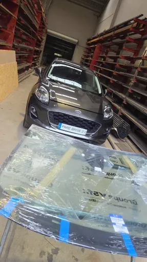 Remplacement de pare-brise sur le lieu de travail à Bove, Amiens, PARE BRISE 2.0