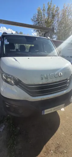 Remplacement de pare brise sur un Iveco à Abbeville, Amiens, PARE BRISE 2.0