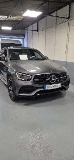 Intervention sur AMIENS pour une Mercedes classe GLC pour un remplacement de pare-brise à Amiens, Amiens, PARE BRISE 2.0