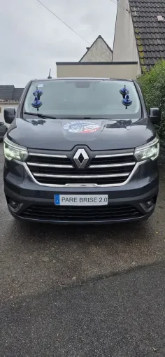 Remplacement de pare-brise pour l'association Amiens Métropole Volleyball, Amiens, PARE BRISE 2.0