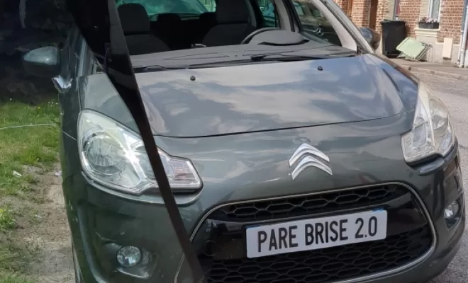 🛠️ Intervention sur AMIENS Citroën C3 Panoramique : Zéro Stress, 100% Satisfaction !, Amiens, PARE BRISE 2.0